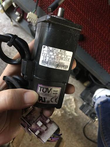 安川电机进口SGMAH-01AAAG761