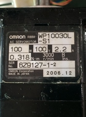 R88M-WP10030L-S1  二手欧姆龙电机
