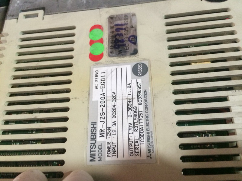 MR-J2S-200A-EG011二手三菱驱动器