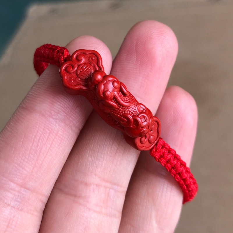 朱砂貔貅男女款金刚结红绳手链