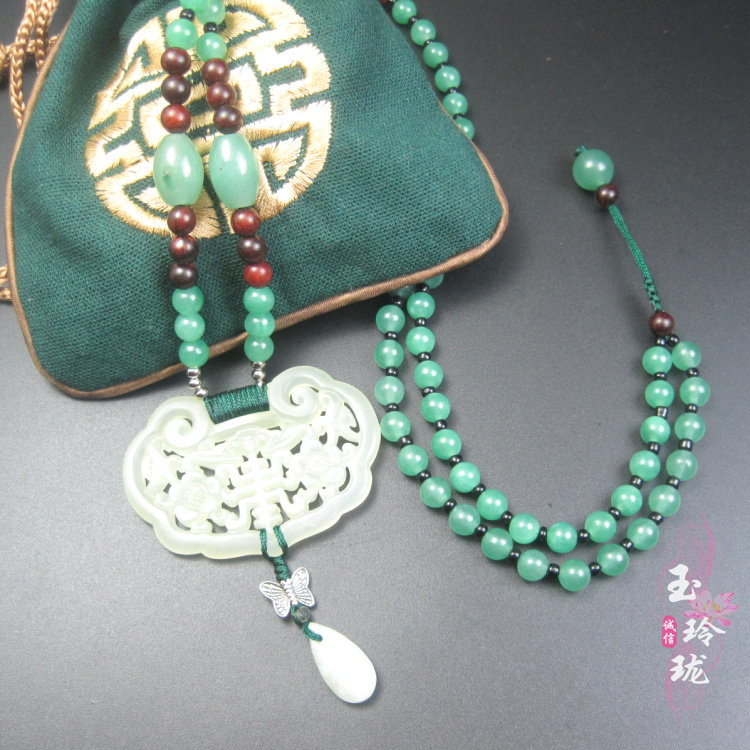 正品民族风东陵玉精雕岫玉寿牌项链毛衣链 女挂件挂饰春夏裙长