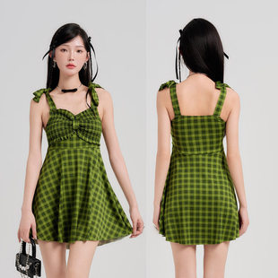 淑女范儿保守显瘦温泉泳衣女 格子拼色新款 批发连体裙式 泳衣女法式