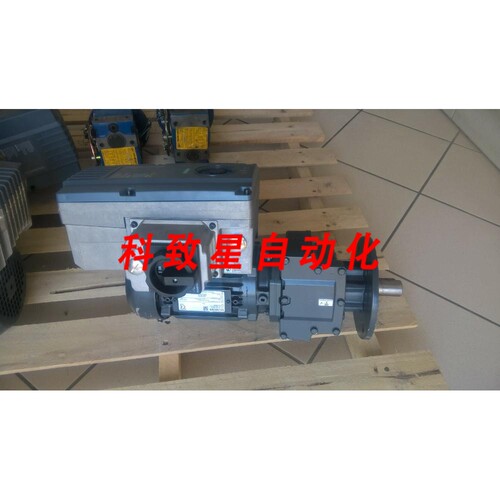 工业配件6SL3555-OPR01-0AA0 G110M 2KJ3202-1CE11-9FC1-Z DF2 PL