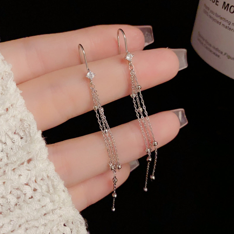 小众时尚设计感气质百搭金属球球长款流苏耳钩个性轻奢显脸瘦耳坠