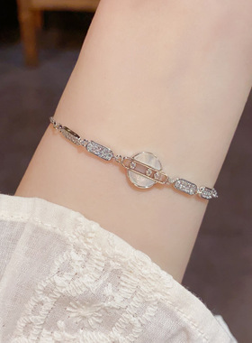 法式气质甜美锆石几何贝壳圆环手链女轻奢简约百搭小清新手饰批发