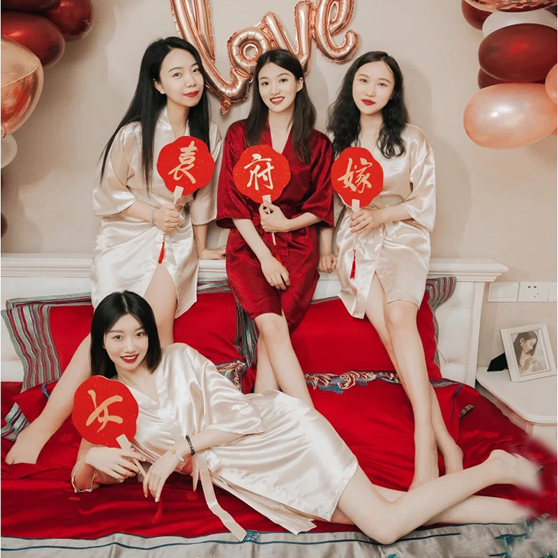 婚礼晨袍女新娘伴娘团冰丝绸结婚睡衣睡袍红色浴袍女长款夏季薄款,女士内衣/男士内衣/家居服,睡衣/家居服套装,淘宝优惠券,粉丝福利购,淘宝优惠卷