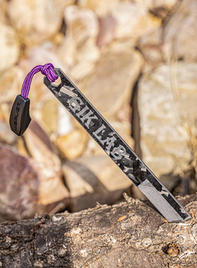 极其氪金LAB锻碳一体式挂牌开箱刀吊坠便携撬棍工具