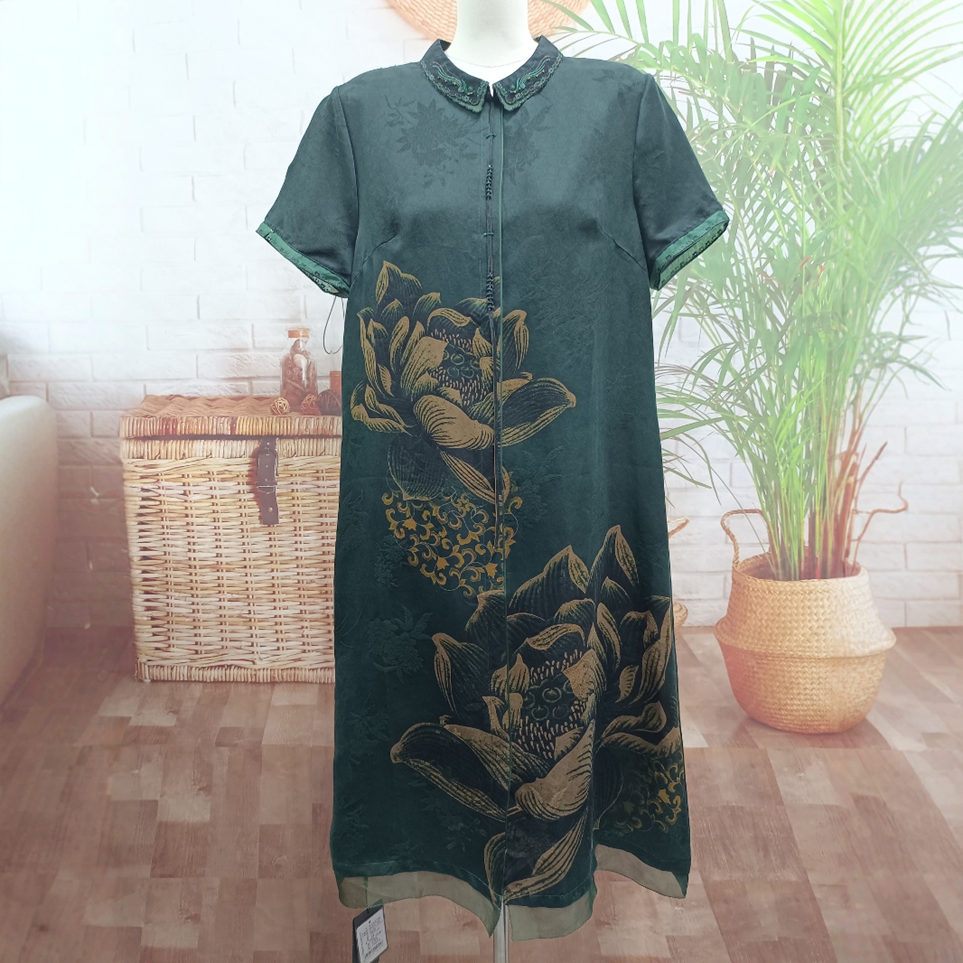 专柜正品高端香云纱桑蚕丝连衣裙夏季新款短袖轻奢复古真丝直筒裙