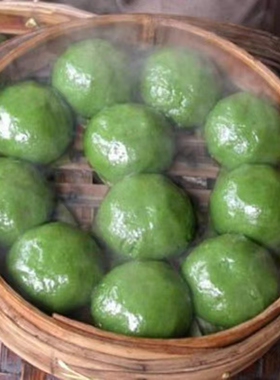 纯手工喜兴农家艾草青团。豆沙与咸菜春笋馅，每个重量125克