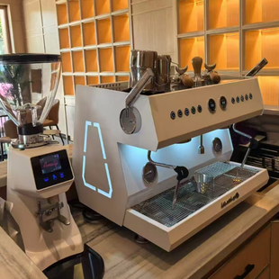 格米莱3211A/3111A骑士四代单双头专业意式商用咖啡机半自动厅
