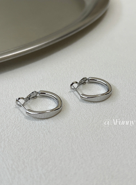 简约主义｜有耳夹AFunnyStory百搭素圈耳环高级感亮面耳圈耳夹女