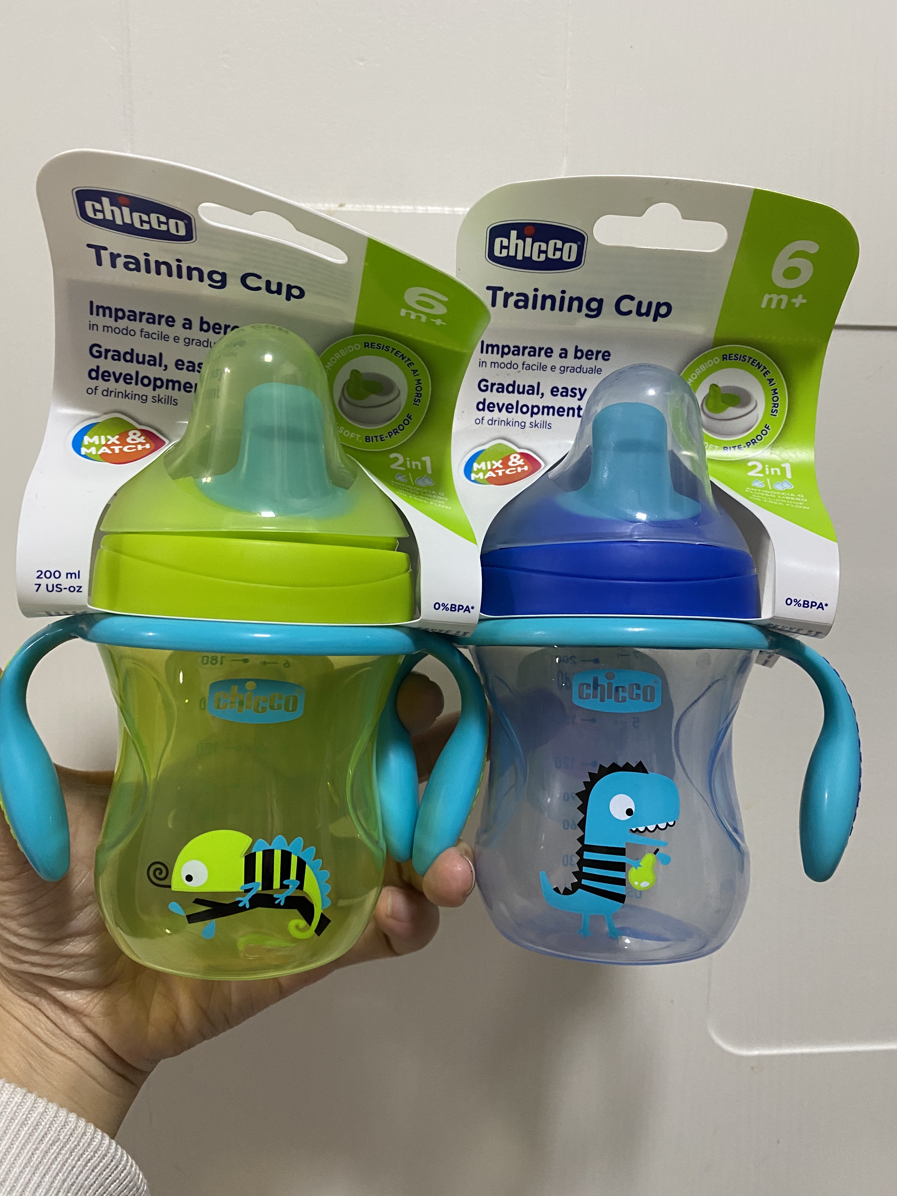 美国麦肯齐婴儿水杯宝宝防呛奶瓶防摔恐龙水杯手柄刻度杯儿童杯子