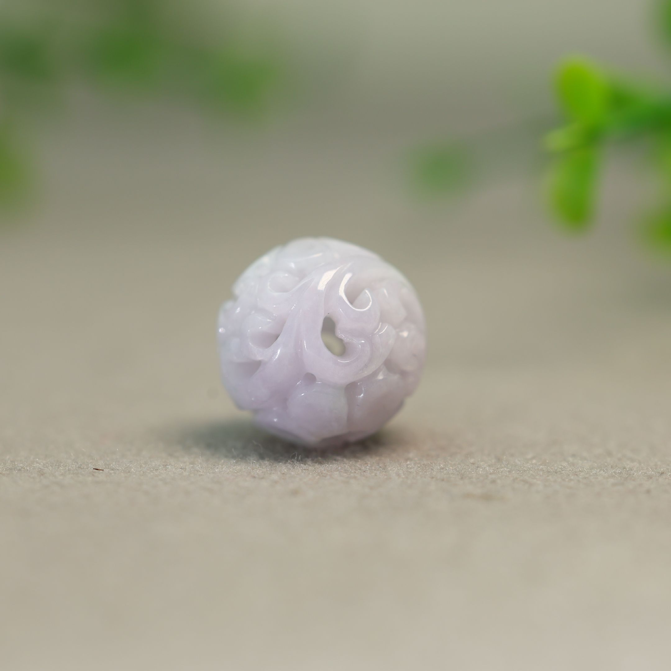 #K520紫色缅甸天然A货翡翠镂空雕花珠子16MM雕花圆珠佛珠顶珠