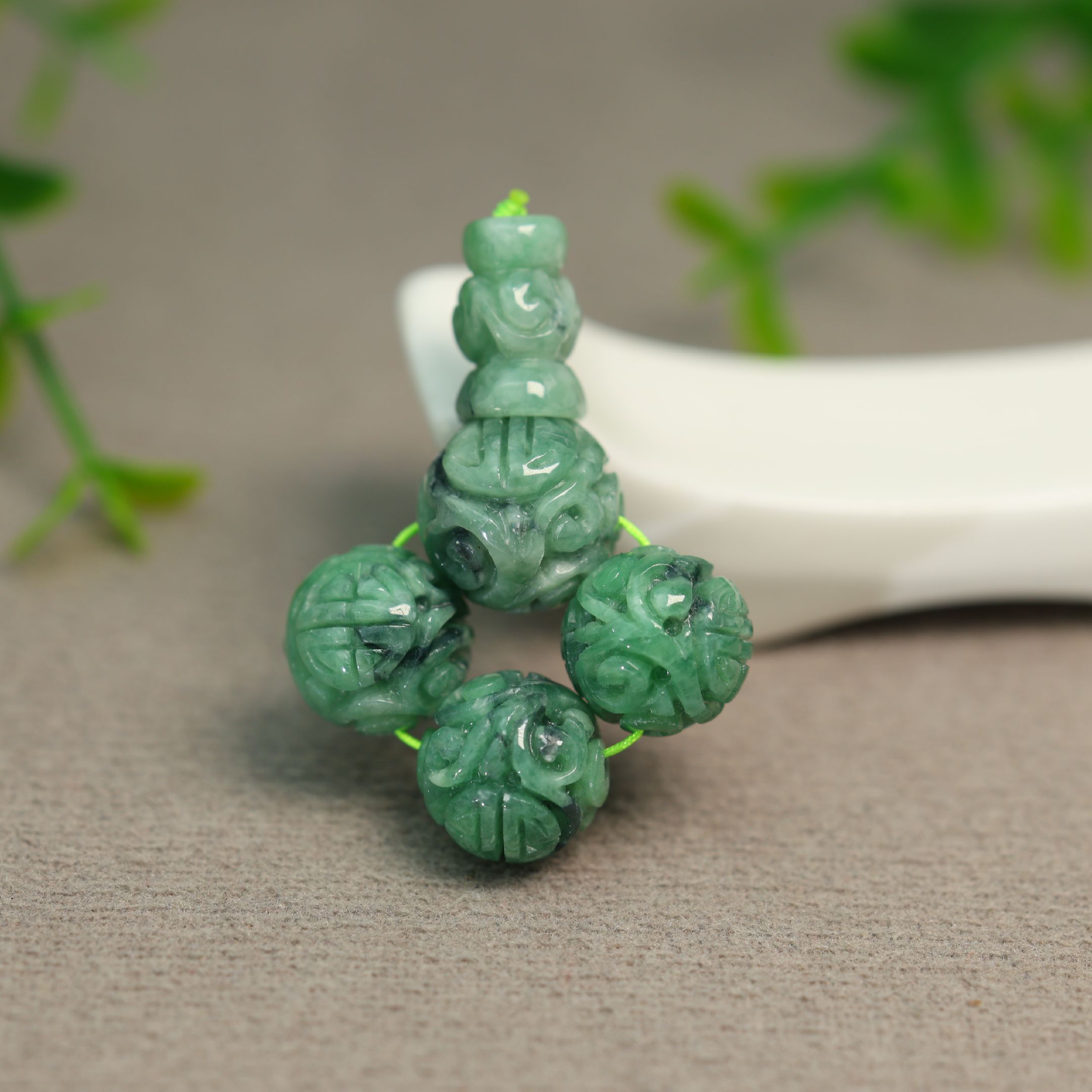 老翡翠团寿龙纹雕花珠子三通佛头