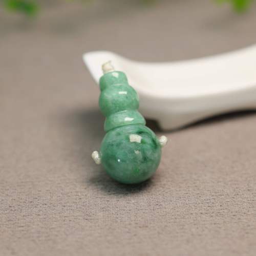 缅甸天然A货翡翠珠子三通佛头