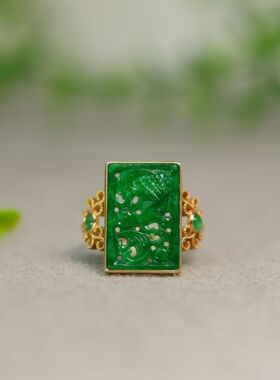 #K421 18K金镶嵌满色辣绿缅甸天然A货翡翠镂空方形雕花戒指女戒