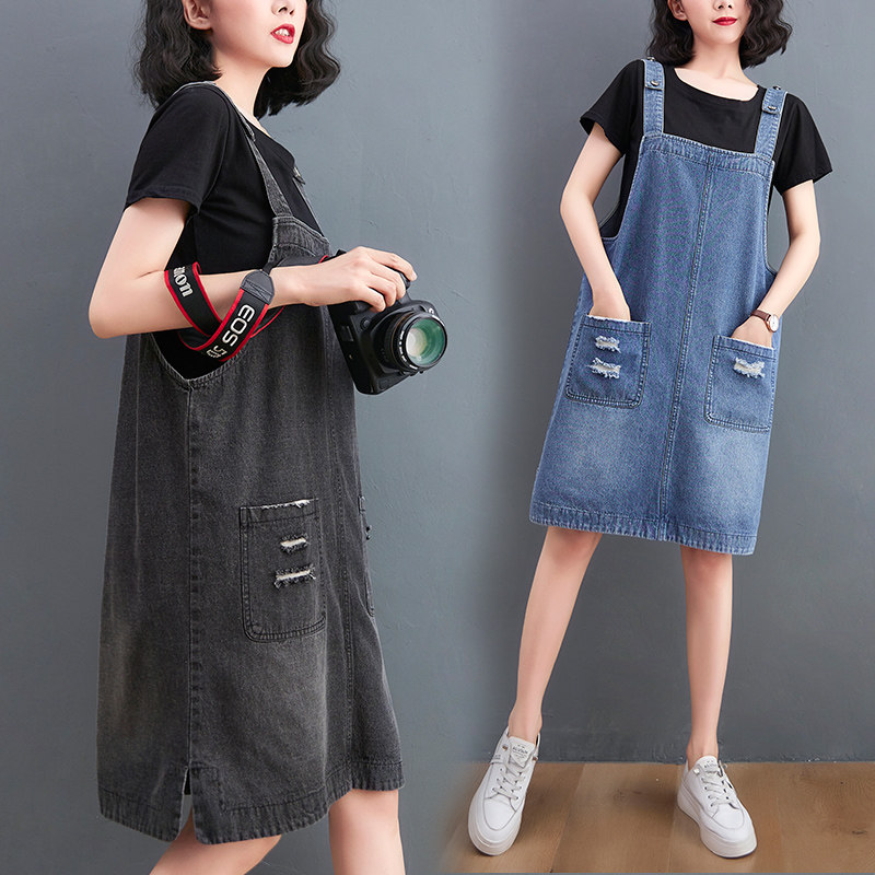 破洞牛仔背带裙女夏季胖mm宽松大码显瘦减龄小个子无袖