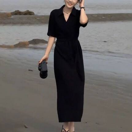 黑色衬衫式连衣裙女夏季法式高级开叉裙休闲宽松显瘦赫本风小黑裙