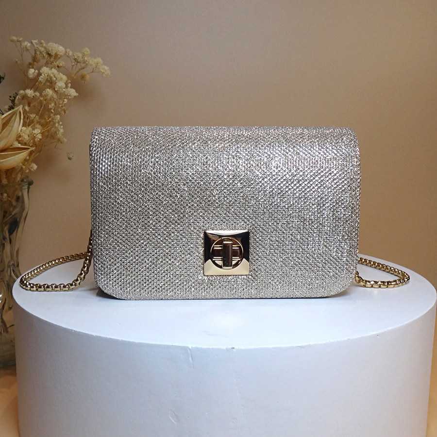 包包女2024新款小香风高级感女士单肩斜挎小众设计百搭链条小方包,箱包皮具/热销女包/男包,小方包,淘宝优惠券,粉丝福利购,淘宝优惠卷