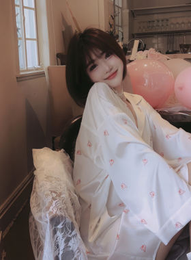 【天使觅】秋冬新款翻领睡衣女条纹甜美家居服金钻绒睡裙中长款