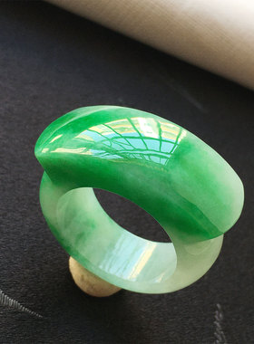 缅甸翡翠冰种翠绿色玉指环马鞍戒指26mm老种a货冰阳绿21mm男扳指