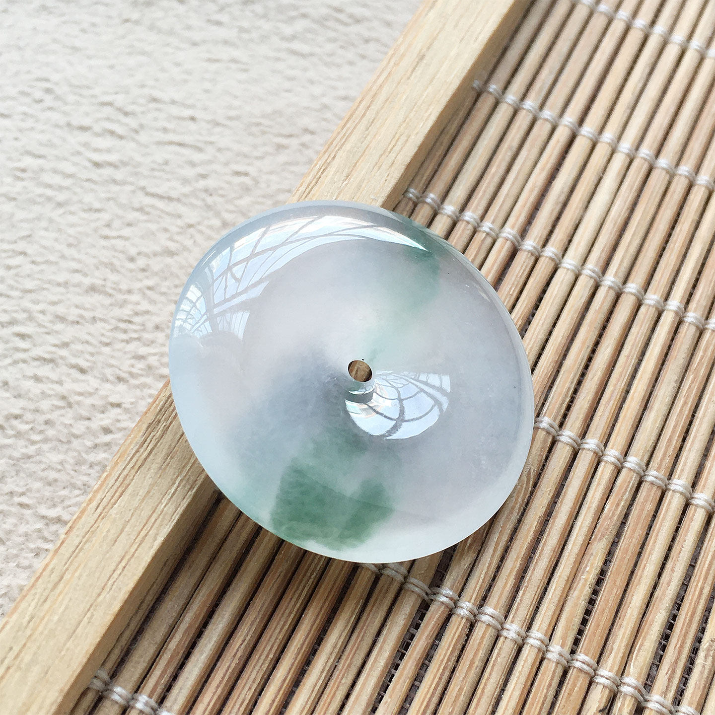 缅甸翡翠高冰种飘绿花平安扣吊坠老种a货冰透蓝花玉怀古扣挂件透