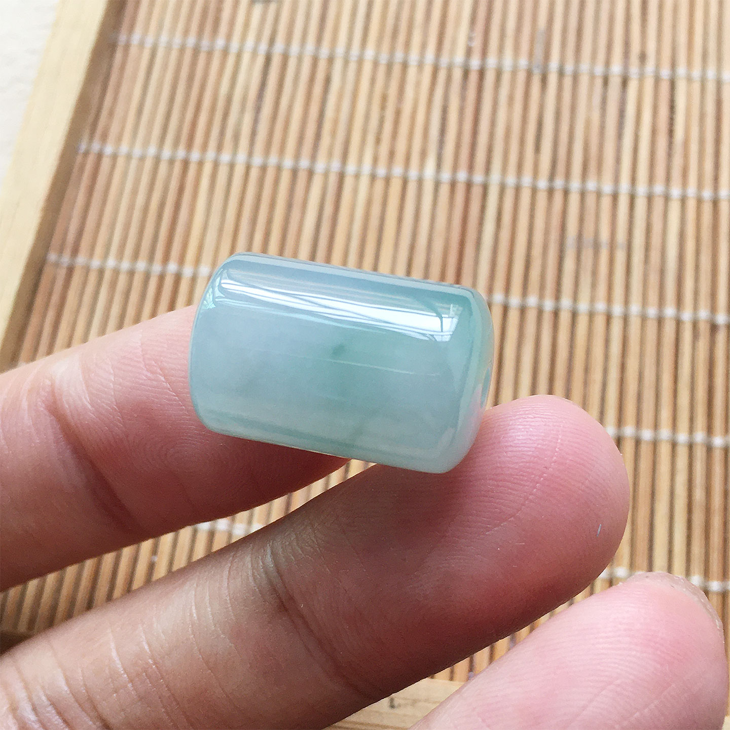 翡翠冰种飘蓝花大路路通吊坠