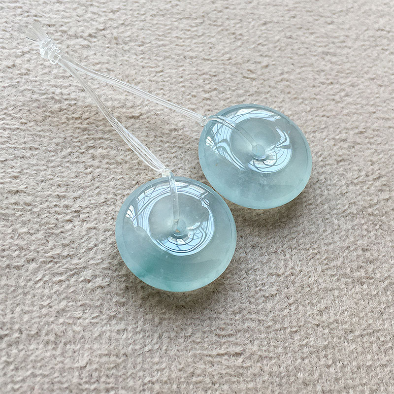 缅甸翡翠冰种飘蓝花平安扣耳坠老种a货冰透水润怀古玉扣耳环对扣