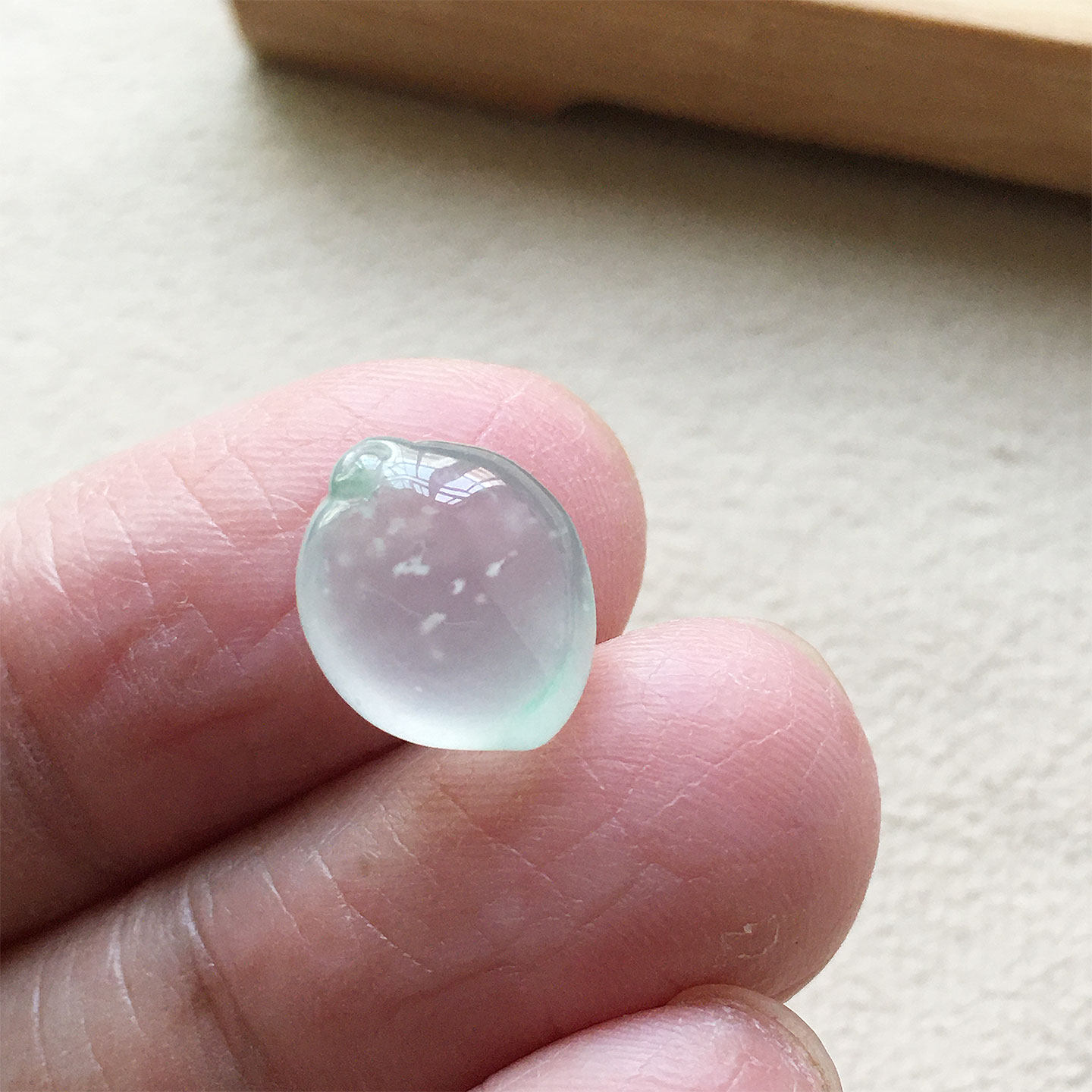 缅甸翡翠高冰木那福瓜吊坠精品裸石配石冰种飘花天然翡翠寿桃挂件