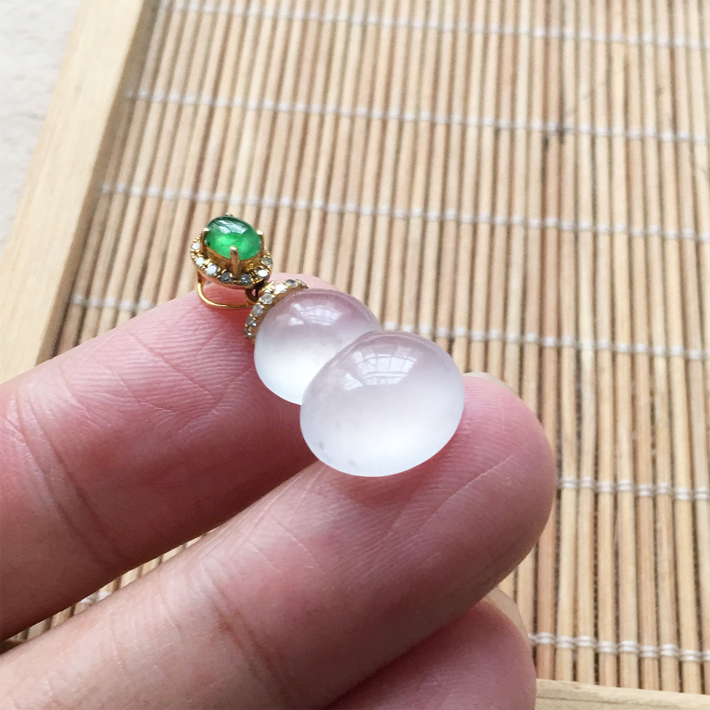 缅甸翡翠冰种起光葫芦吊坠老坑a货18K金镶嵌翡翠白冰葫芦挂件挂坠