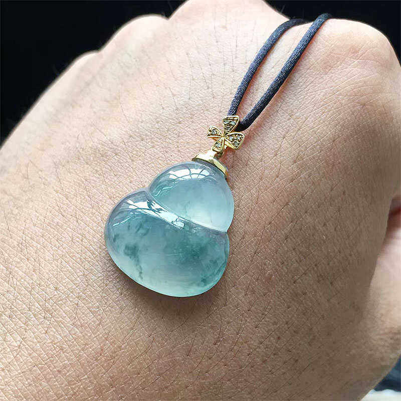 缅甸翡翠冰种飘兰花葫芦吊坠18K金女款老种a货冰蓝花福禄寿挂件