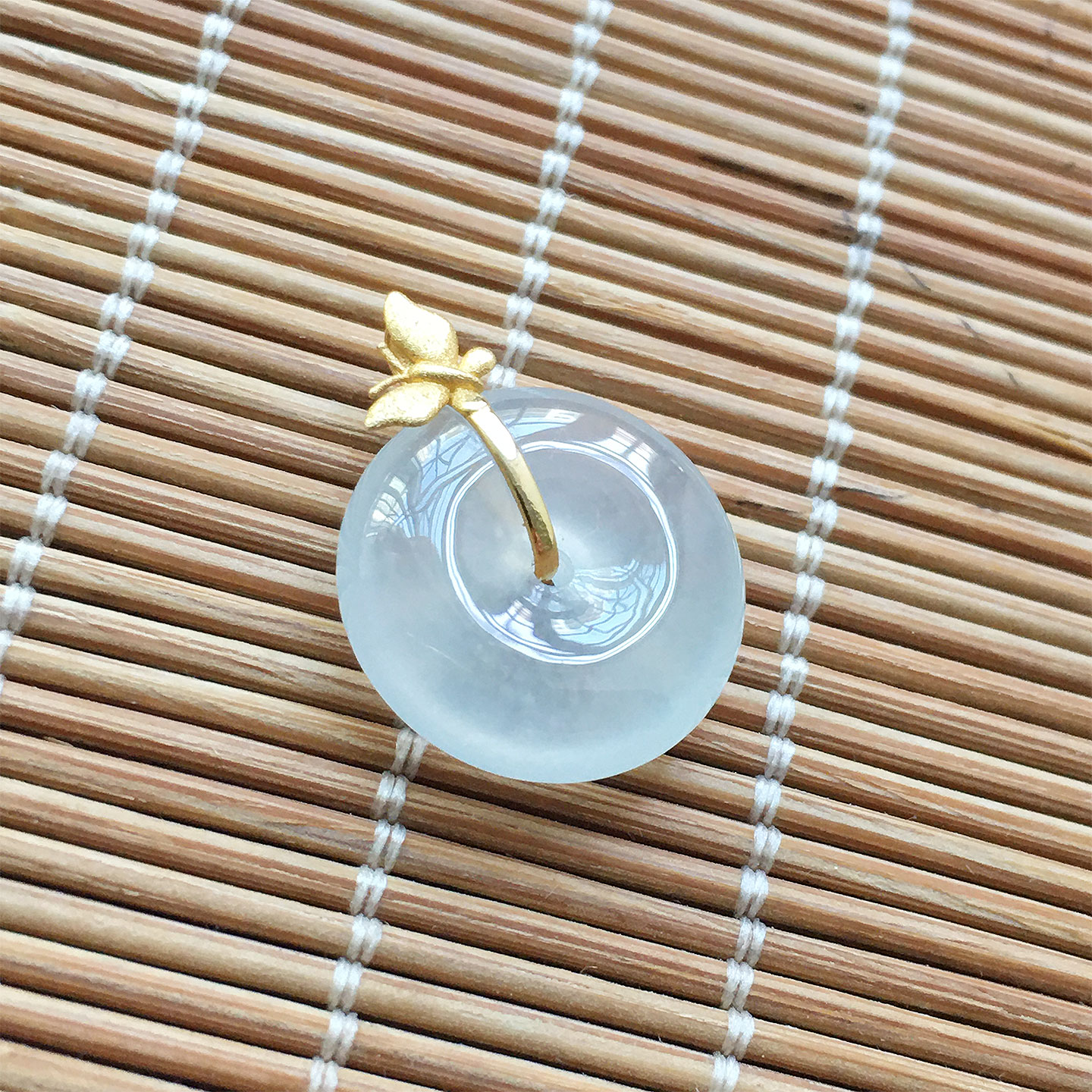 缅甸翡翠冰种纯净玉平安扣吊坠女