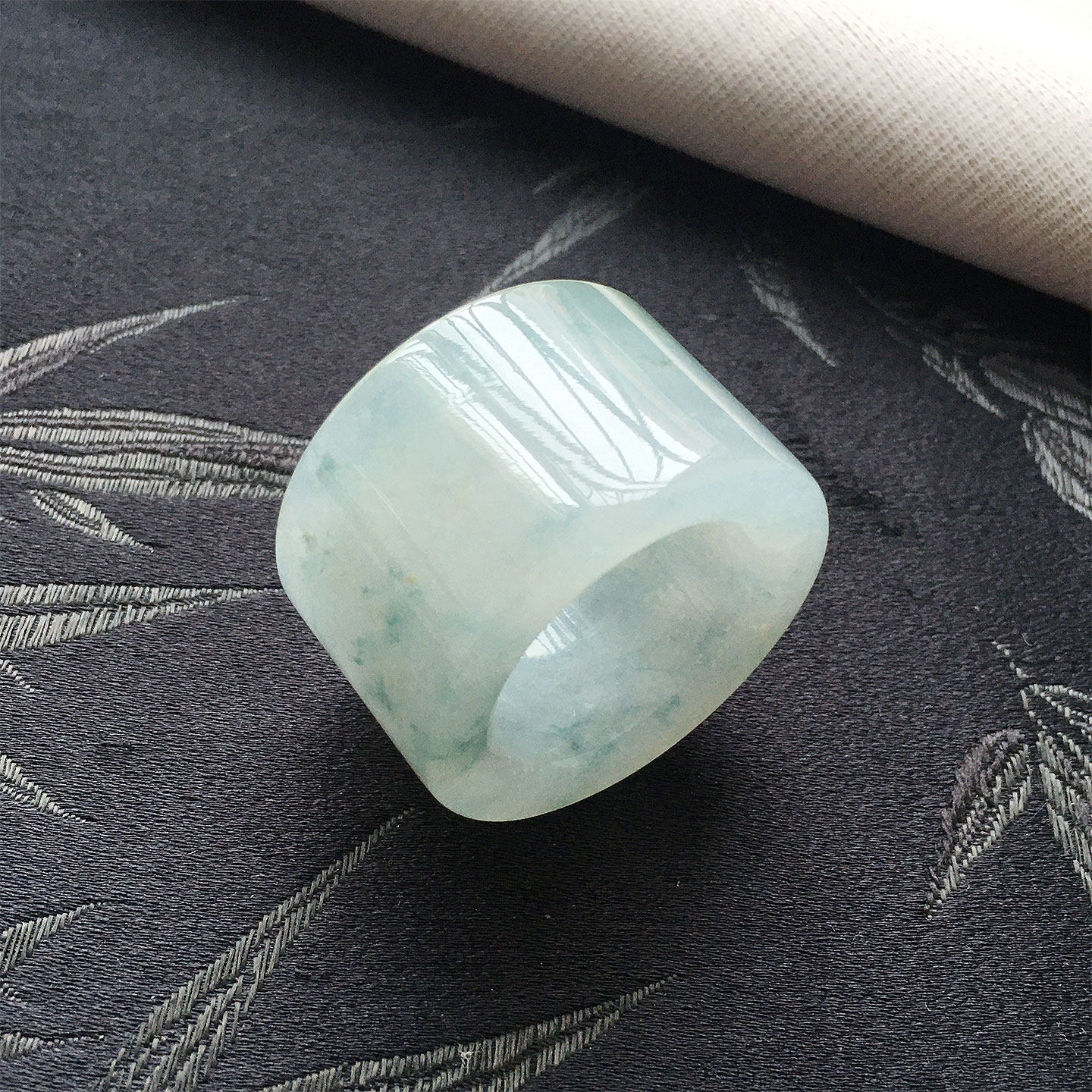 缅甸翡翠冰种飘花玉扳指男款