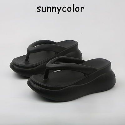 SUNNY COLOR7CM增高跟人字拖厚底女夏外穿踩屎感黑色百搭沙滩拖鞋