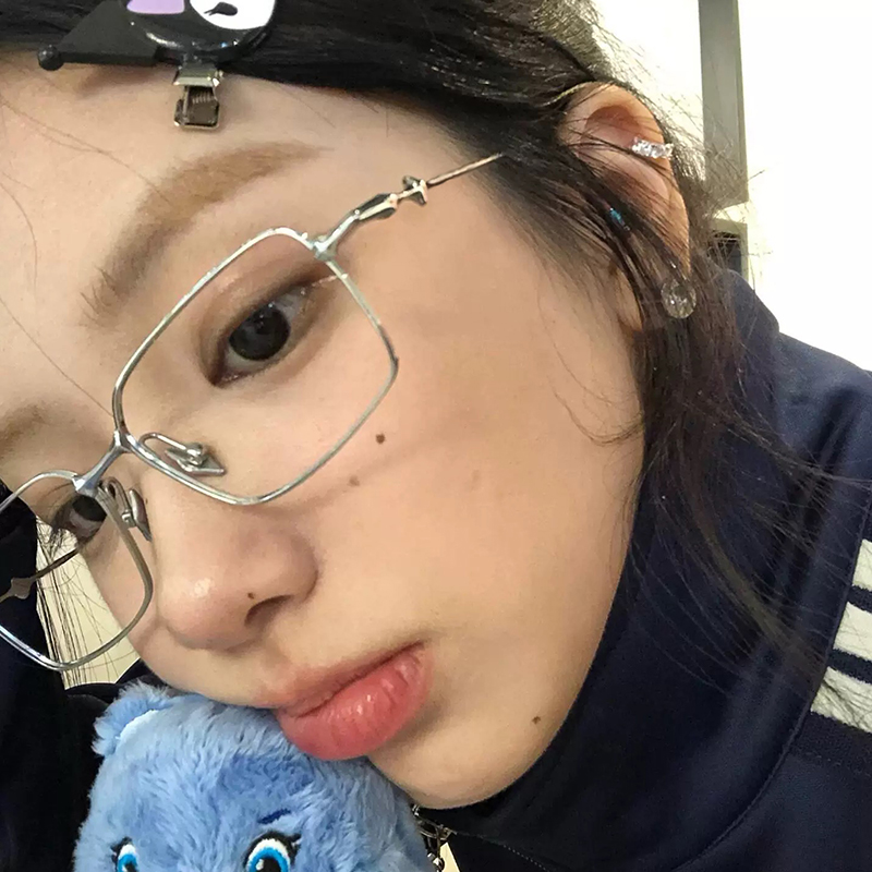 2025新款GM金属眼镜框复古酷女孩银色方形星星眼镜架女可配度数