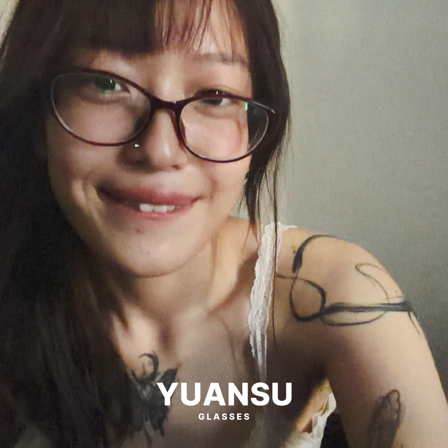 超轻防蓝光素颜神器黑框猫眼眼镜女款高级感方圆脸显脸小可配近视