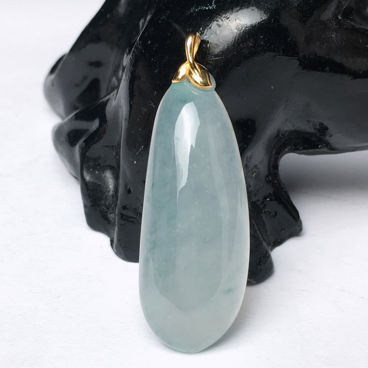 缅甸天然翡翠A货 18k金镶嵌冰种福瓜吊坠