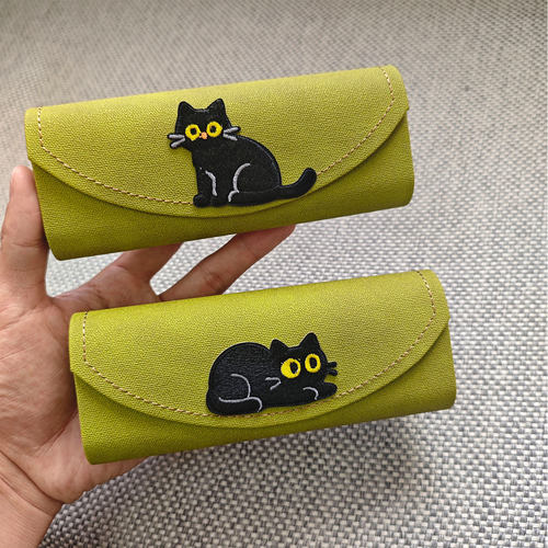 可爱猫咪磁吸防摔抗压眼镜盒