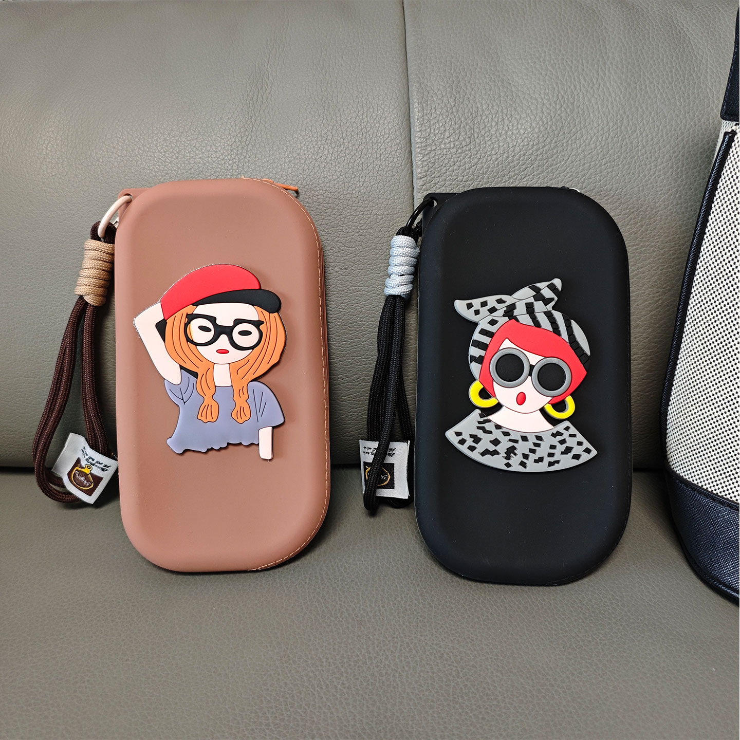 硅胶手机包可爱女生化妆包证件包