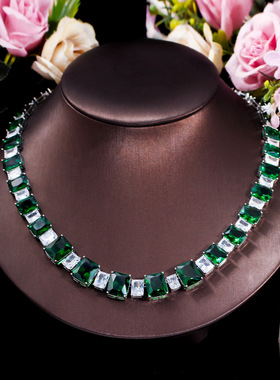 好团圆向南王玉雯同款锆石套链祖母绿宝石项链耳环结婚礼服套装