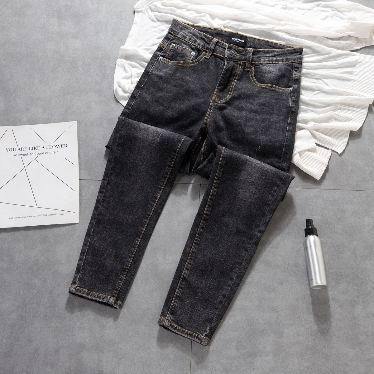 潮男秋季新款弹力小脚牛仔长裤