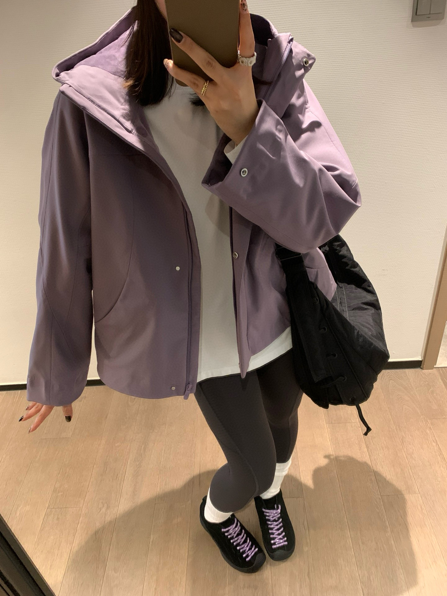 25秋冬新款女士防风加绒软壳外套短款小雨衣运动休闲百搭连帽夹克