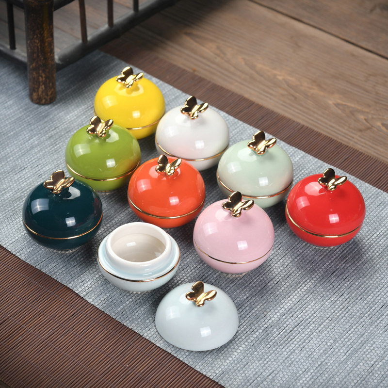 德化陶瓷便携密封香膏香粉丸瓶子