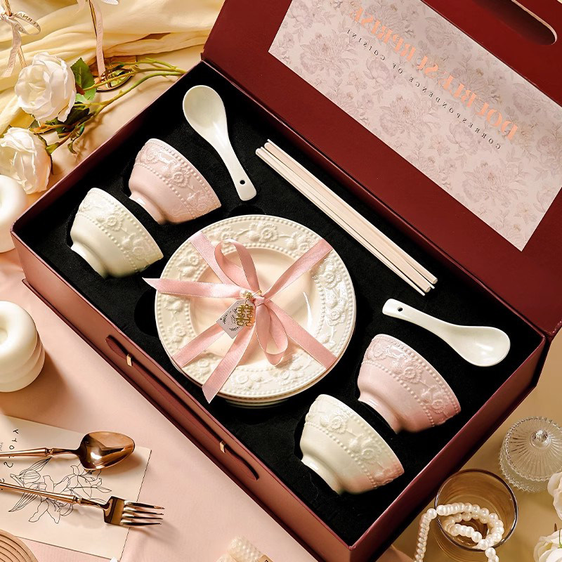 陶瓷盘子餐具套装碗家用2026新款高颜值年会新婚礼物乔迁新居礼盒