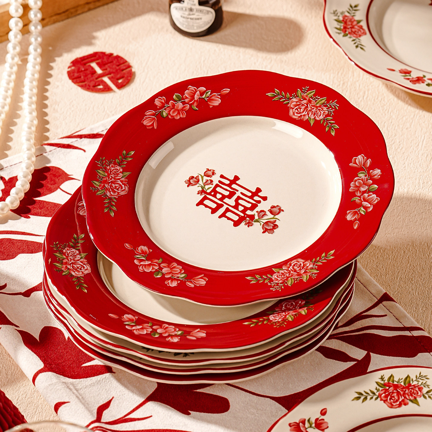 陶瓷盘子菜盘家用餐具套装2025新款高颜值喜庆碗盘碟子深汤盘小盘