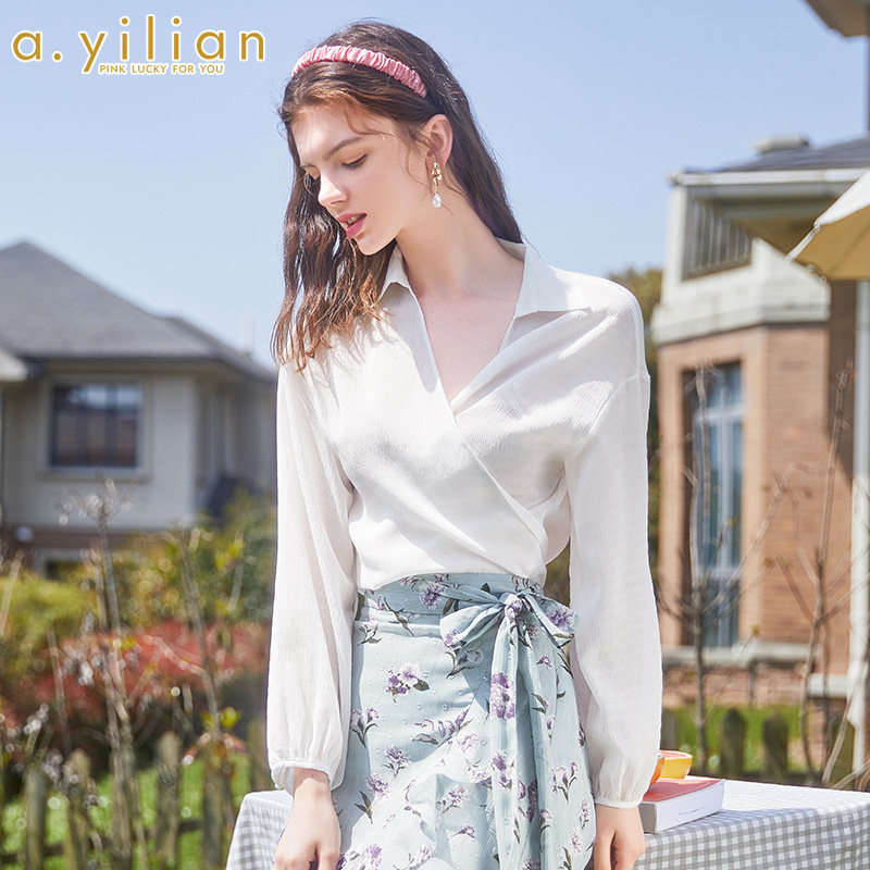 阿依莲2020夏季新款衬衫女时尚百搭长袖防紫外线简洁防晒衣