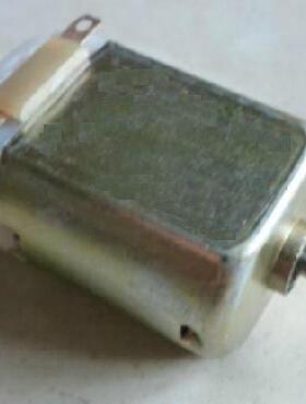 3-7V 130单轴小马达 130电机 质量很好 2MMl轴径