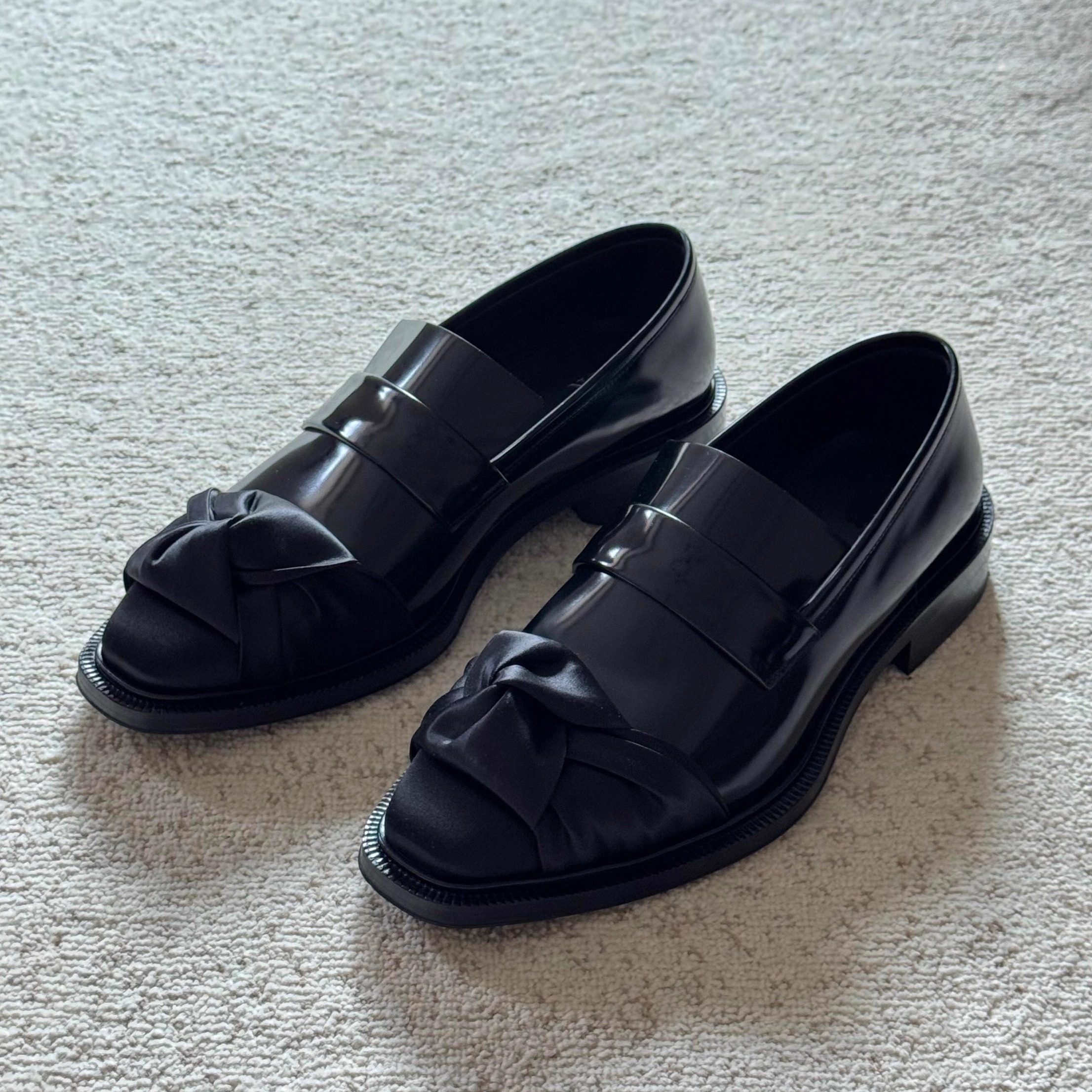 暗黑风尖头绸缎带德比鞋亮面蝴蝶结优雅休闲皮鞋男士一脚蹬乐福鞋,流行男鞋,休闲皮鞋,淘宝优惠券,粉丝福利购,淘宝优惠卷