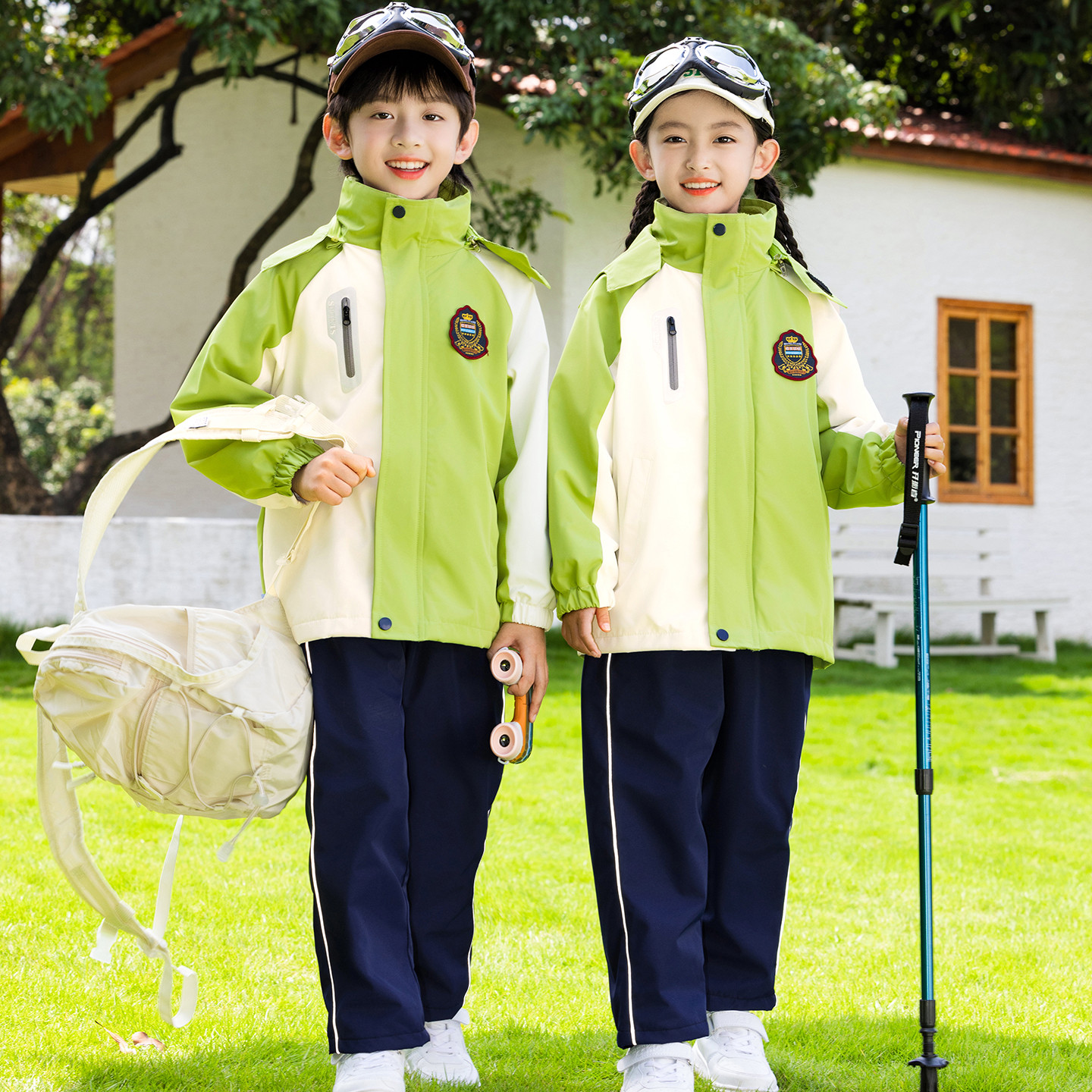 小学生校服冲锋衣三件套幼儿园园服春秋冬季装儿童班服加厚户外新