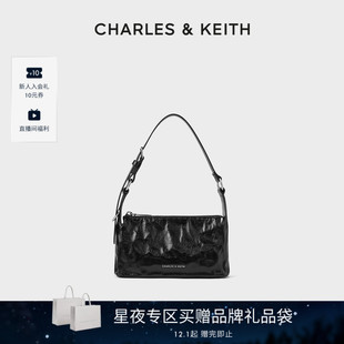 80160183褶皱油蜡皮腋下小方包 CHARLES&KEITH秋冬CK2 新年礼物